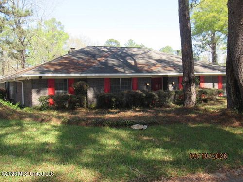 718 Woodhill Rd, Jackson, MS, 39206-2303 | Card Image
