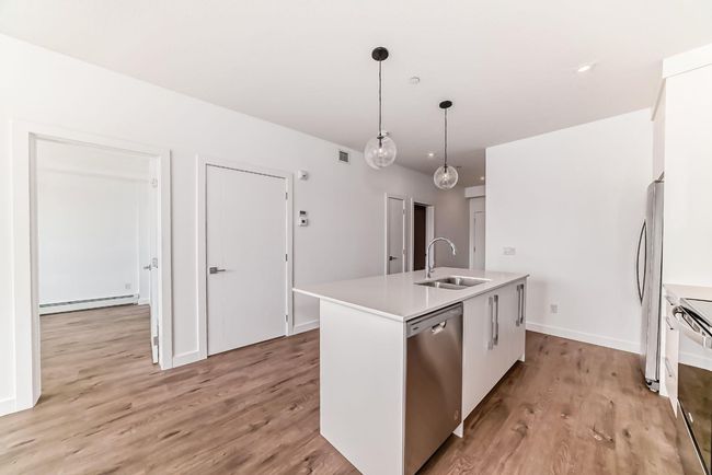 1405 - 60 Skyview Ranch Rd Ne, Condo with 2 bedrooms, 2 bathrooms and 1 parking in Calgary AB | Image 5