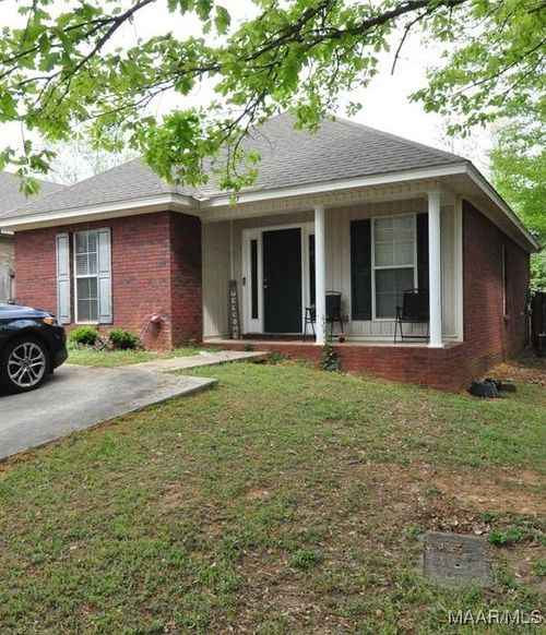 287 Thornfield Dr, Millbrook, AL, 36054-2757 | Card Image