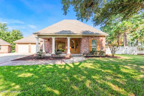 135 Wills Dr, Lafayette, LA, 70506-7616 | Card Image