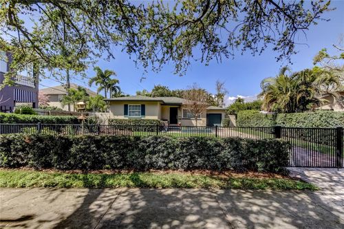 218 Appian Way Ne, ST PETERSBURG, FL, 33704-3804 | Card Image