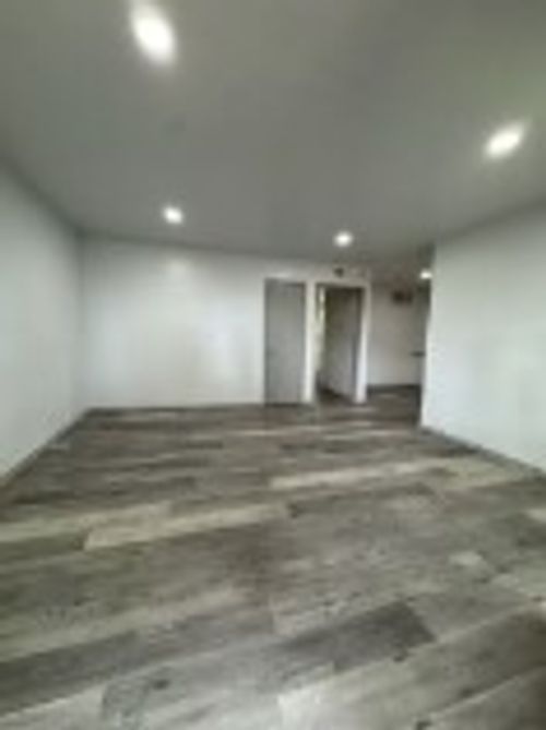 214-5645 Gaston Avenue, Dallas, TX, 75214 | Card Image