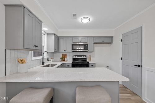 5529 Hamstead Xing, Raleigh, NC, 27612-7015 | Card Image