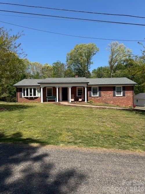 1126 Cannon Dr, Lenoir, NC, 28645-9403 | Card Image