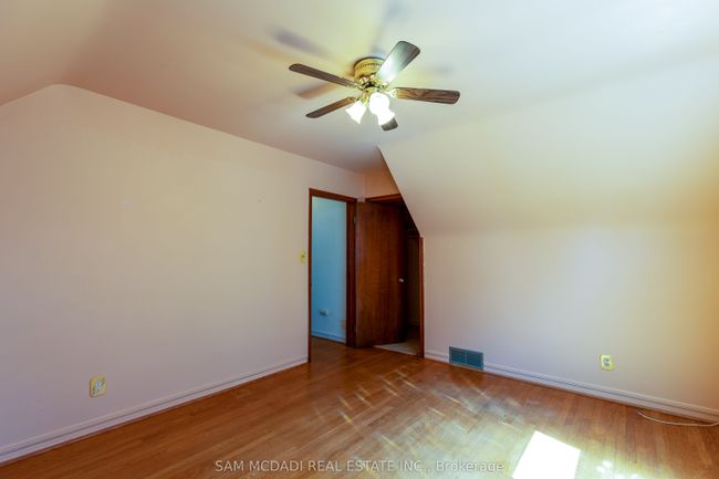 2127 Primate Rd, House other with 2 bedrooms, 2 bathrooms and 4 parking in Mississauga ON | Image 25