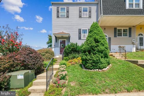 74 Oxford Ct, WALKERSVILLE, MD, 21793-8132 | Card Image