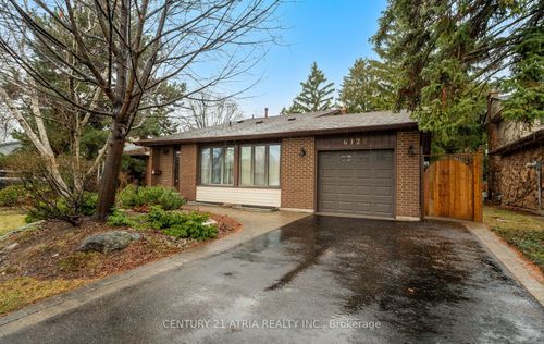 6128 Wabukayne Court, Mississauga, ON, L5N2B2 | Card Image