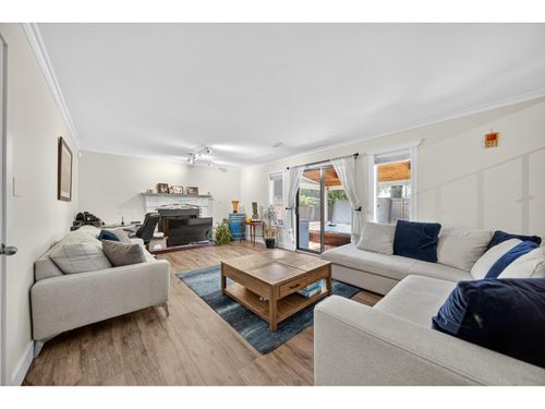 8607 Byron Rd, Delta, BC, V4C7P7 | Card Image