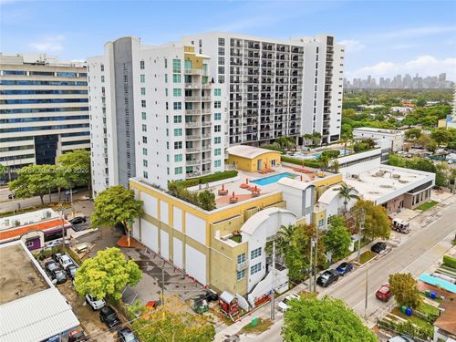 804-3180 Sw 22nd Ter, Miami, FL, 33145-3106 | Card Image