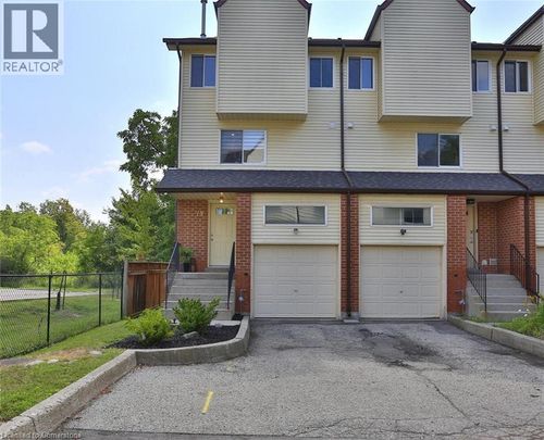 13-1085 Queen'S Blvd, Kitchener, ON, N2M1B9 | Card Image