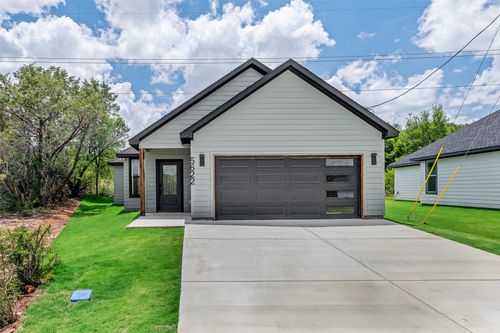 5622 Van Horn Dr, Granbury, TX, 76048-6550 | Card Image