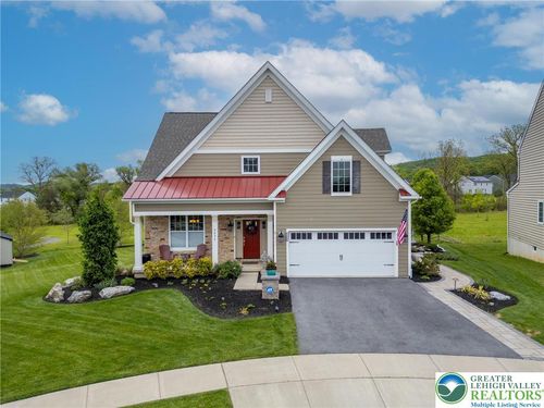 3525 Swabia Ct, MACUNGIE, PA, 18062-8676 | Card Image