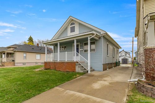 5210 Maple St, Dearborn, MI, 48126-3239 | Card Image