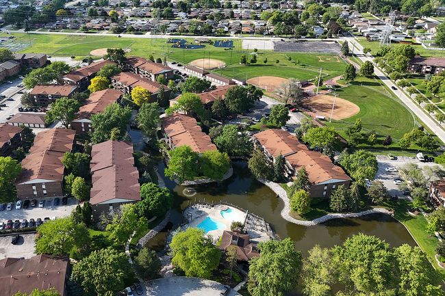 1202 - 5235 James Ln, Condo with 2 bedrooms, 2 bathrooms and 2 parking in Crestwood IL | Image 23