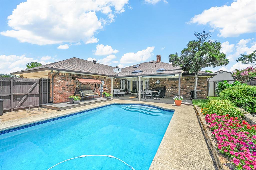 Shady Lake Dr, North Richland Hills, TX 76180