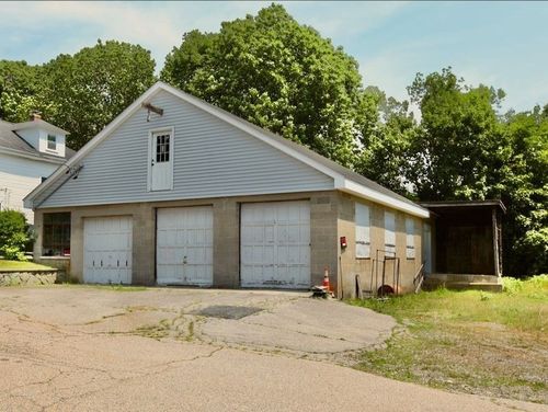 73 Crescent Ave, Stoughton, MA, 02072-2926 | Card Image