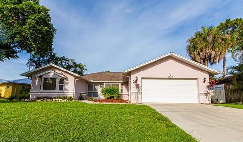 1620 Forest Lakes Blvd, NAPLES, FL, 34105-2280 | Card Image
