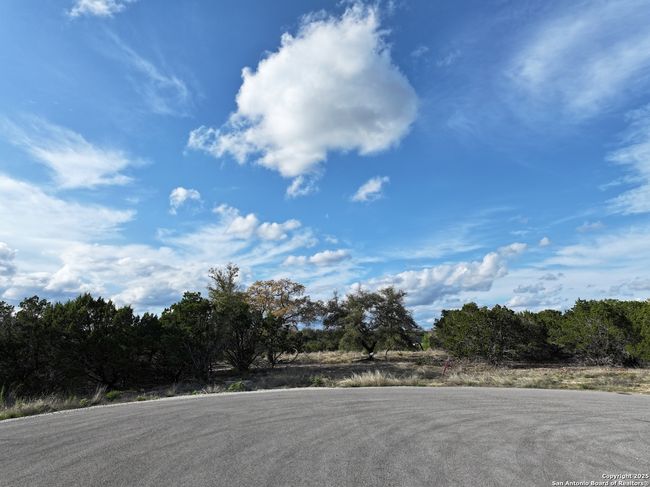 PARCEL19 La Vista Ct, Home with 0 bedrooms, 0 bathrooms and null parking in Pipe Creek TX | Image 5