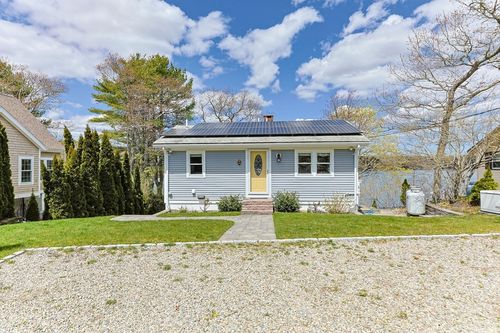 100 Lakeview Blvd, Plymouth, MA, 02360-2835 | Card Image