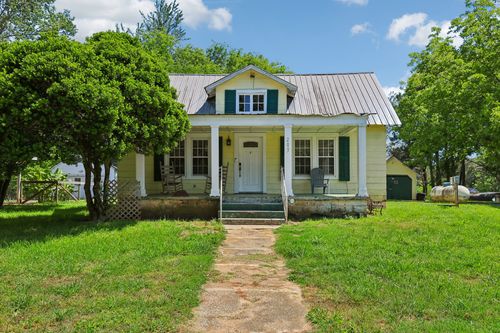 203 Lucas St, Huntland, TN, 37345-3320 | Card Image