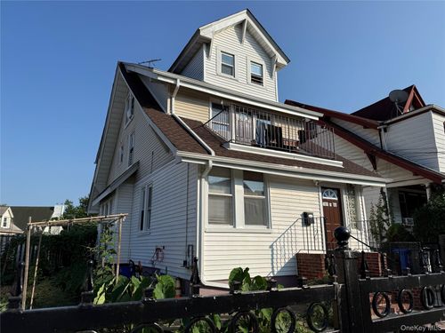 16144 86th Ave, Jamaica, NY, 11432-3420 | Card Image