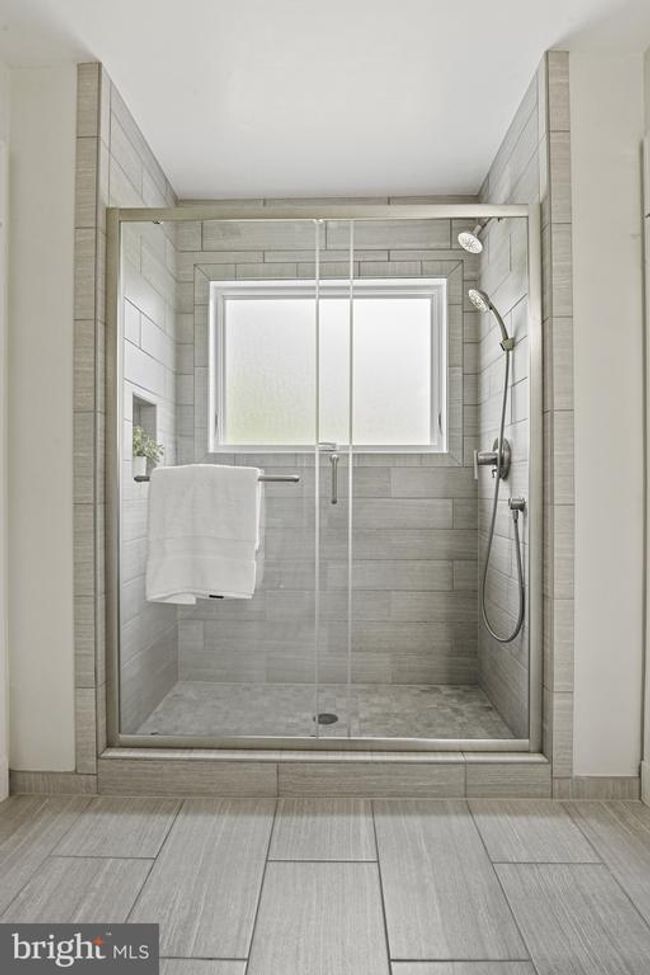 1016 Bellview Rd, House other with 5 bedrooms, 5 bathrooms and null parking in MCLEAN VA | Image 60