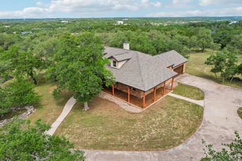 290 Miss Donna Ln, Dripping Springs, TX, 78620-5437 | Card Image