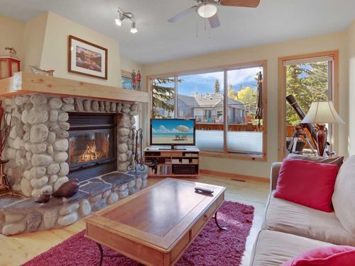 2-729 4th Street, Canmore, AB, T1W2G8 | Card Image