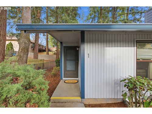 1-7920 Sw Fanno Creek Dr, Tigard, OR, 97224-8219 | Card Image