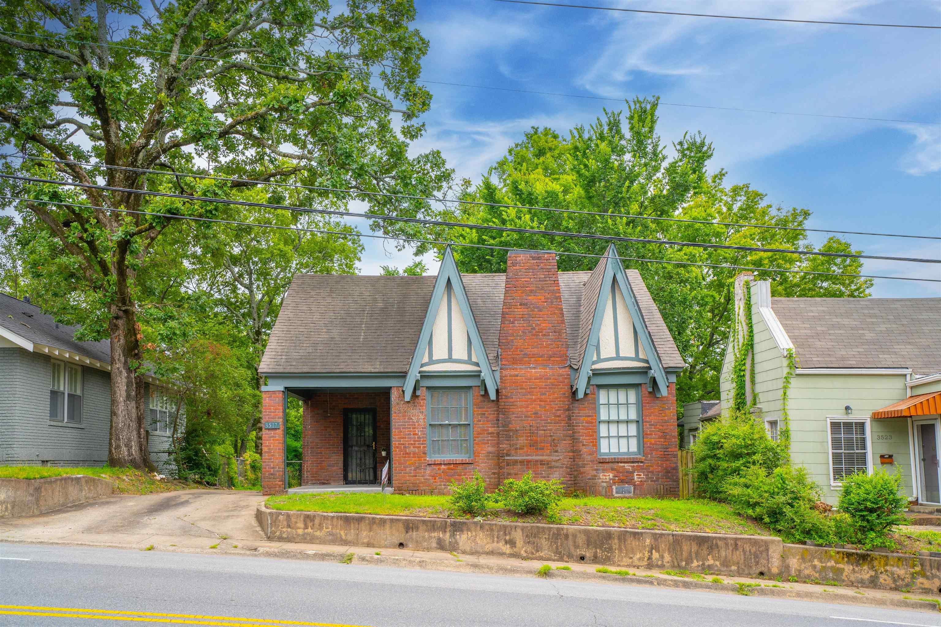 Markham St, Little Rock, AR 72205