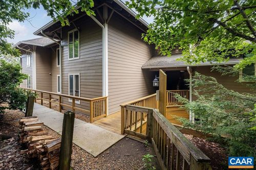 2082 Stone Rdg, WINTERGREEN RESORT, VA, 22967-8239 | Card Image