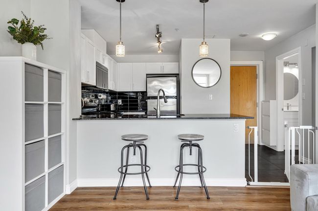 406 - 306 Sixth St, Condo with 1 bedrooms, 1 bathrooms and 1 parking in New Westminster BC | Image 9