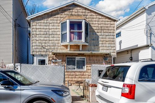 c-110 Edgewater Park, Bronx, NY, 10465 | Card Image