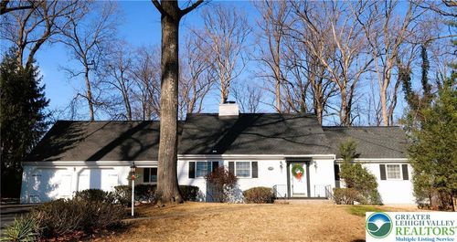 3569 Timberlane Dr, Palmer Twp, PA, 18045-5744 | Card Image