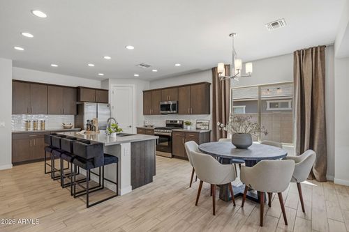 2519 N Bronco Ln, Casa Grande, AZ, 85122-3286 | Card Image