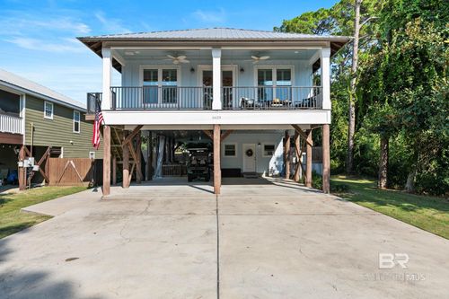 5628 Gulf Ave, Orange Beach, AL, 36561-4243 | Card Image