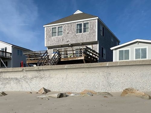 61 Ocean Rd N, Duxbury, MA, 02332-4022 | Card Image