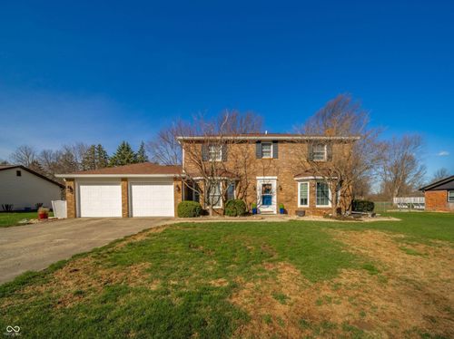 18 S Fairway Drive, Alexandria, IN, 46001 | Card Image