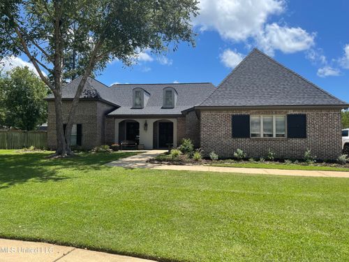 148 W Legacy Dr, Brandon, MS, 39042-5518 | Card Image