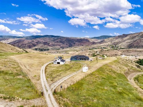 34 Deirdre Ln, Horseshoe Bend, ID, 83629-5055 | Card Image