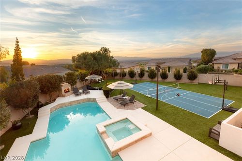 25 Kittansett Loop, Henderson, NV, 89052-6694 | Card Image