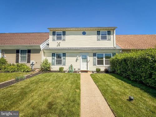 5710 Dunbar Ct, BENSALEM, PA, 19020-2217 | Card Image