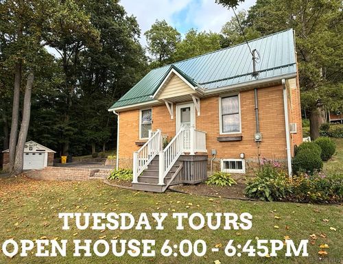 742 Soap Hollow Rd, Hollsopple, PA, 15935-8528 | Card Image