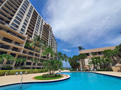 1020-540 Brickell Key Dr, Miami, FL, 33131 | Card Image