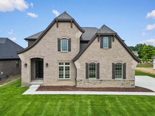 55735 Bay Oaks Ct, Shelby Twp, MI, 48315 | Card Image