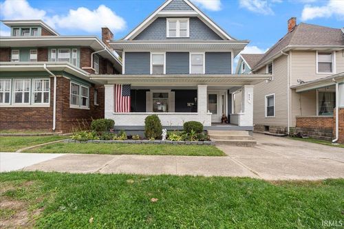 955 Warren St, Huntington, IN, 46750-2153 | Card Image