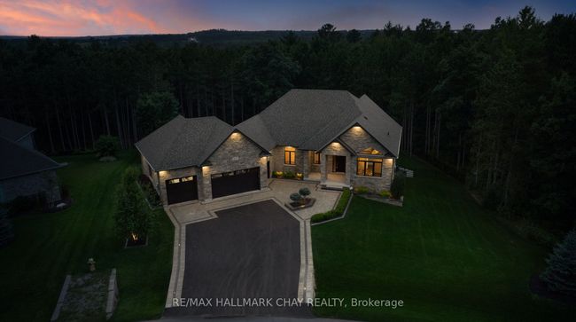 105 Mennill Dr, House other with 4 bedrooms, 4 bathrooms and 9 parking in Minesing ON | Image 30