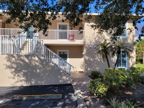 105-9550 Fiddlers Green Cir, ROTONDA WEST, FL, 33947-2827 | Card Image