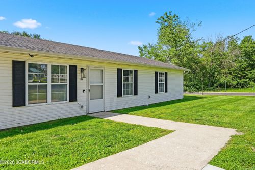 108 W Johnson Ave, Ashland, MO, 65010-9527 | Card Image