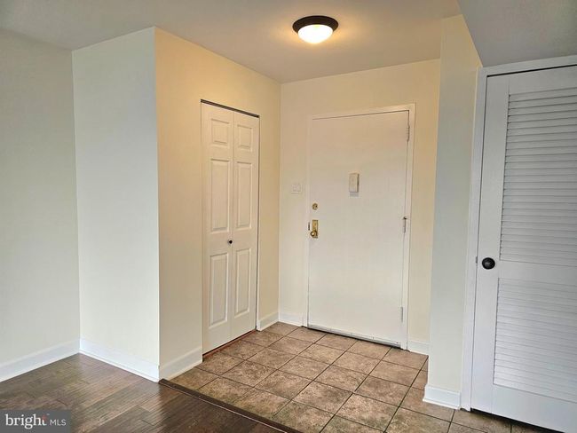 UNIT-1410 - 5340 Holmes Run Pkwy, Condo with 1 bedrooms, 1 bathrooms and null parking in ALEXANDRIA VA | Image 17